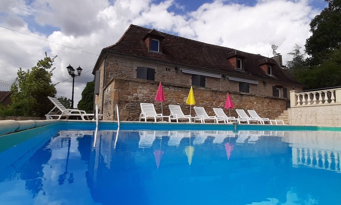 Thenon House | Beautiful perigord stone, private pool, exceptional views and breathtaking.