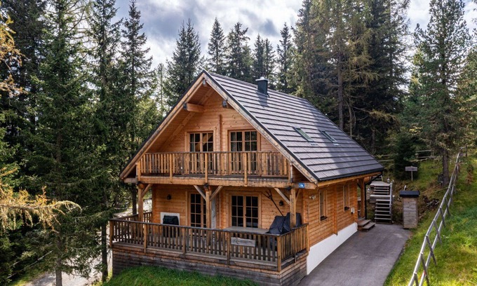 Albeck House | Beautiful private villa for 8 guests with WIFI, TV and balcony