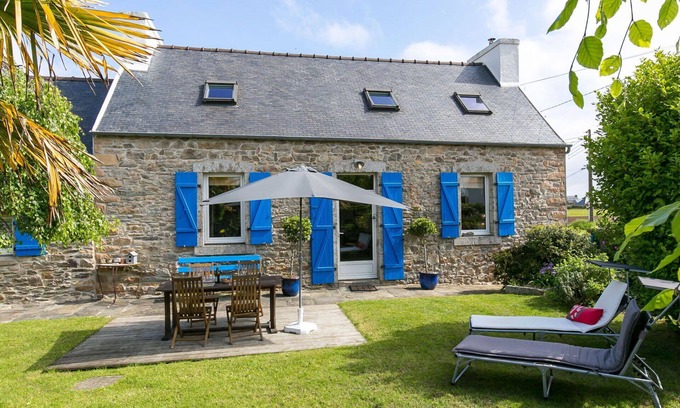 Locquirec House | Beautiful private villa for 5 guests with WIFI, TV, terrace and pets allowed