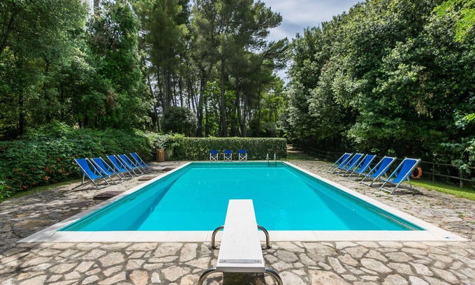 Lorenzana House | Beautiful private villa for 8 people with WIFI, pool and pets allowed