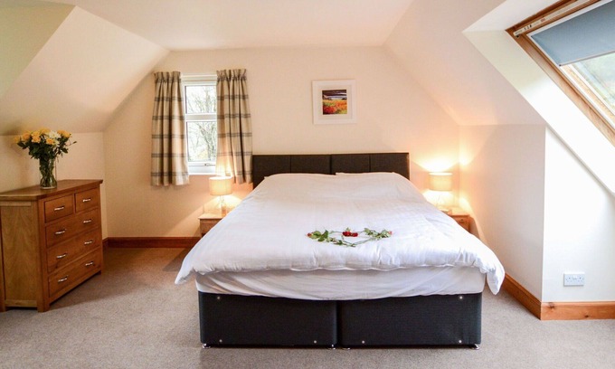 Lerags House | Beautiful private villa for 4 people with WIFI, TV, patio, pets allowed, panoramic view and park.