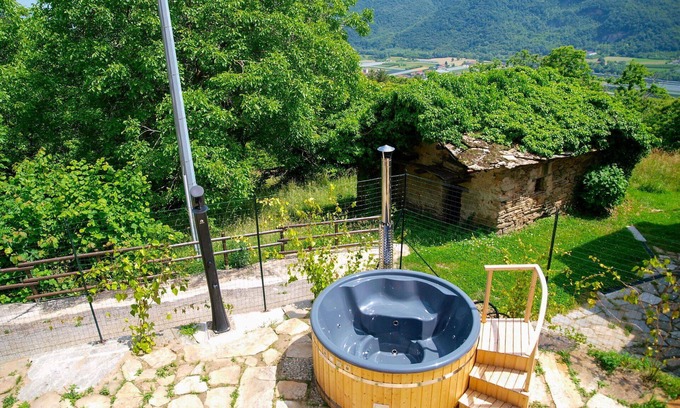 Piasco House | Beautiful private villa for 5 people with hot tub, WIFI, TV, patio, pets allowed and panoramic v.
