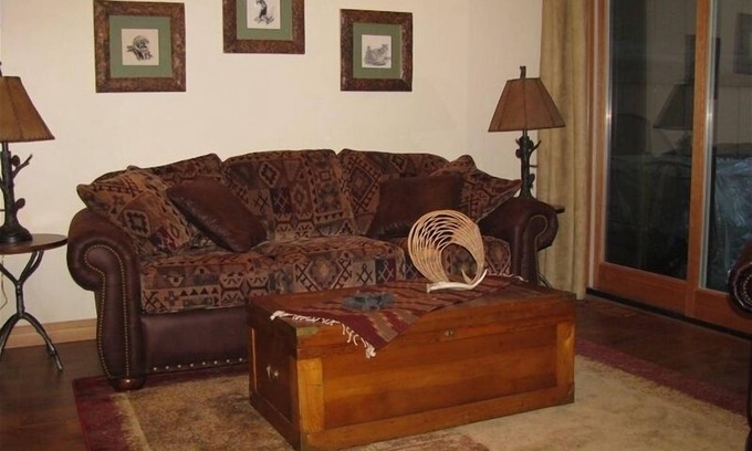 Incline Village House | Beautiful Remodeled Condo - 10% off 7 days or more!