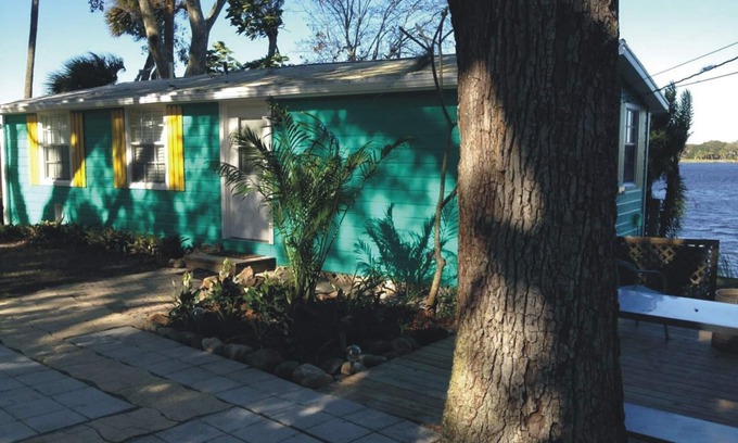 Roseland Cottage | Beautiful Riverfront Cottage w/boat dock - 15 mins from beach - Sept Savings!