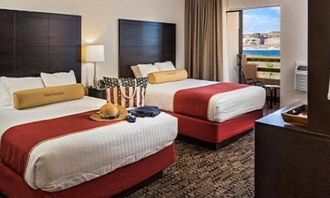 Wahweap Resort | Beautiful Scenery on Lake Powell! Pool, Parking, Fitness Center, Restaurant