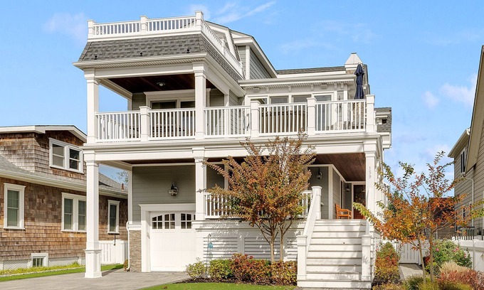 Avalon House | Beautiful three story home with a pool in terrific location to town, shops , great restaurants and the beach !