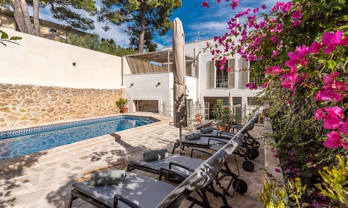 Selva House | Beautiful Town Villa 'casa May' With Pool for 6 Persons in Selva