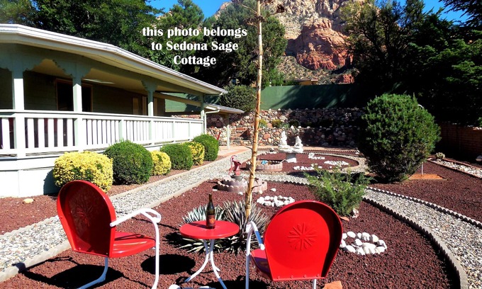 West Sedona House | BEAUTIFUL VIEWS ~ SPACIOUS 2 BDRM/2 BATH ~ 150 STEPS TO STUPA & TRAILS