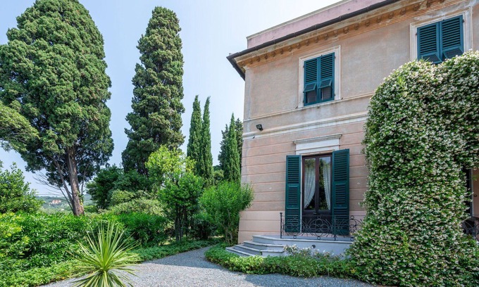 Albisola Superiore Villa | Beautiful villa for 4 guests with WIFI, TV and pets allowed