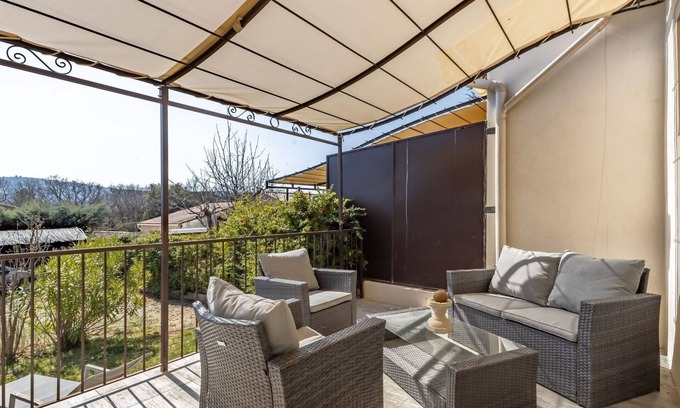 Rustrel House | Beautiful villa for 4 guests with WIFI, private pool, TV and terrace