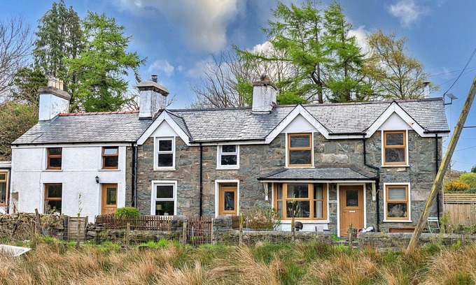 Tanygrisiau House | Beautiful villa for 4 guests with WIFI