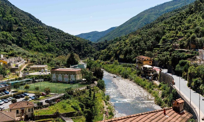 Badalucco House | Beautiful villa for 3 people with terrace and parking