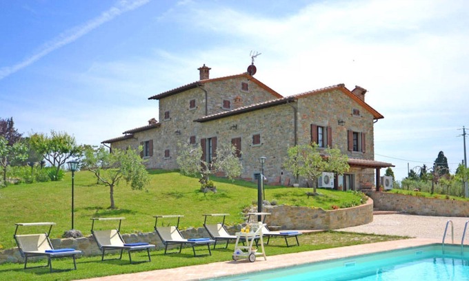 Farneta Villa | Beautiful Villa near Cortona