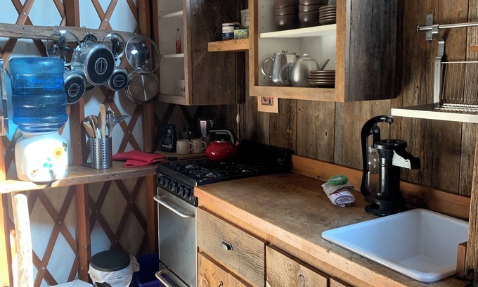 Rosemount Cottage | Beautiful Yurt in Hamilton Ontario