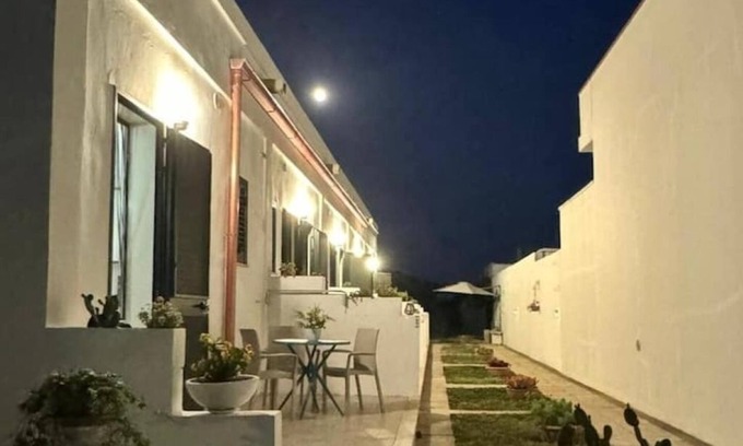 Uggiano la Chiesa House | Bed and Breakfast La rondine