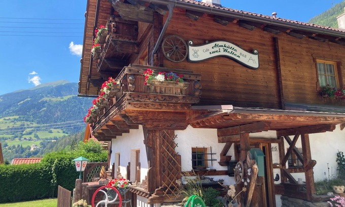 Obervellach Bed & Breakfast | Bed & Breakfast in authentic chalet in fabulous Mölltal valley