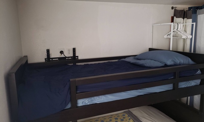 Aurora Bed & Breakfast | Bed with Meals Included