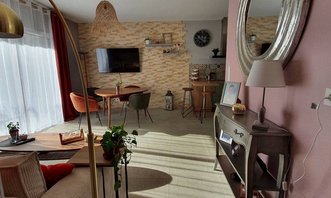 Saint-Mandrier-sur-Mer Apartment | BEL Appartement Avec Terrasse Dans Residence Recente DE Standing