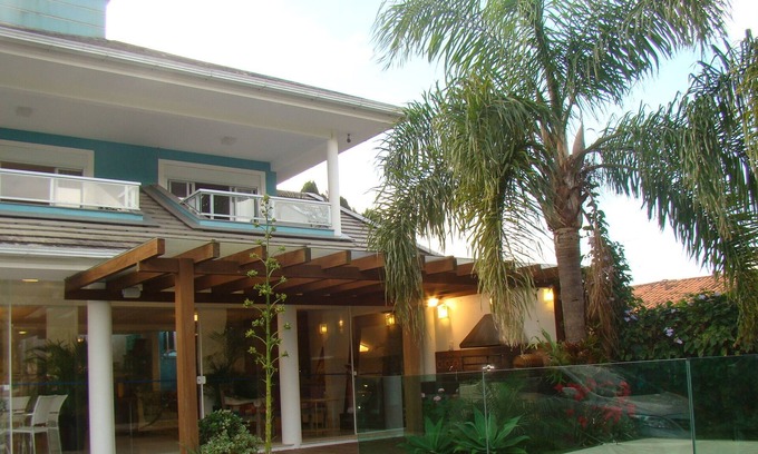 Barra da Lagoa House | Bella 5 stes Pond Front with Deck