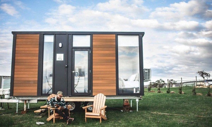 Heathcote House | Bella Views by Tiny Away