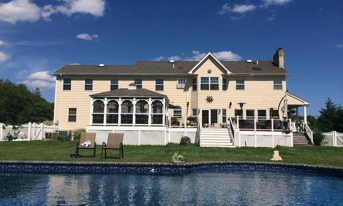 Brookhaven House | Bellport Brookhaven Hamlet, near Hamptons, Fire Island NY