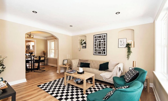 Mehlville House | Bellsworth Bungalow