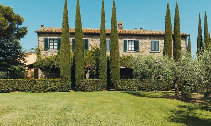 Camucia House | Belvilla by OYO Melograno