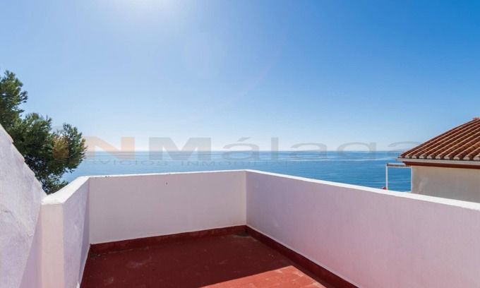 Benajarafe Villa | Benajarafe Beach & Pool