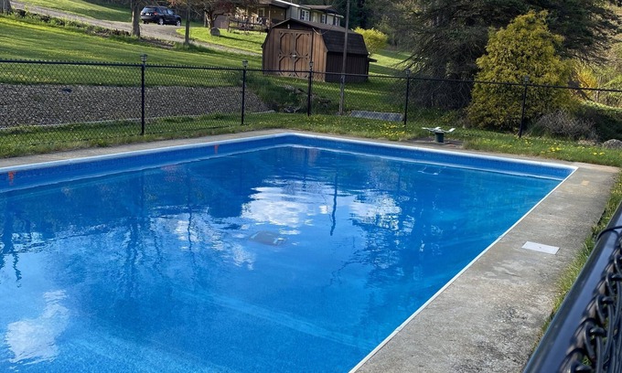 Force Hotel | Bennetts Valley Elk Country Inn