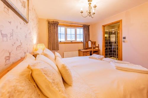 Baleshare Bed & Breakfast | Benview Bed and Breakfast & Luxury Lodge, Isle of North Uist