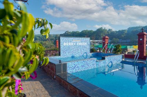 Mahabaleshwar House | Berry Fresh Stays Mahabaleshwar With Pool