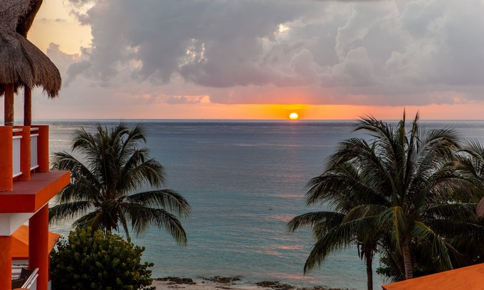 Cozumel Condo | BEST IN PARADISE! NEWLY REMODELED PENTHOUSE WITH PRIVATE ROOFTOP TERRACE!