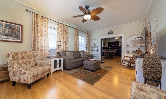 Grand Junction House | Best Location downtown GJ - Beautifully updated 2 Bedroom!
