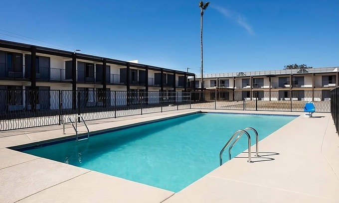 Downtown Tucson Hotel | Best Place to Stay in Arizona! Free Parking, Onsite Pool, Near Reid Park Zoo