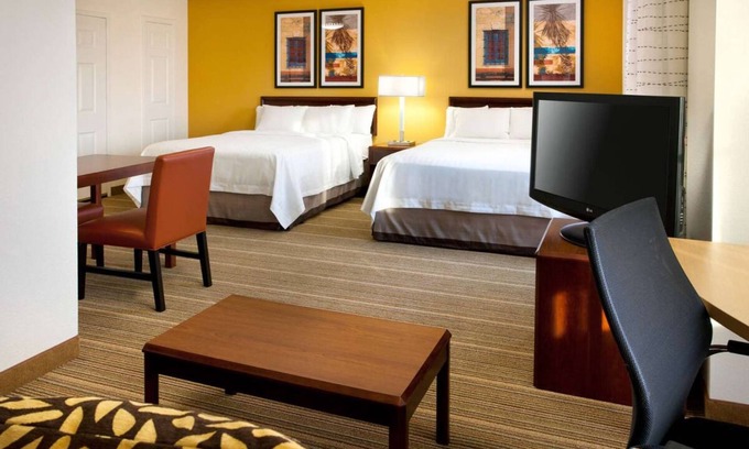 Downtown San Antonio Hotel | Best Value, Quality Stay! w/Outdoor Pool, Near Elmendorf Lake Park