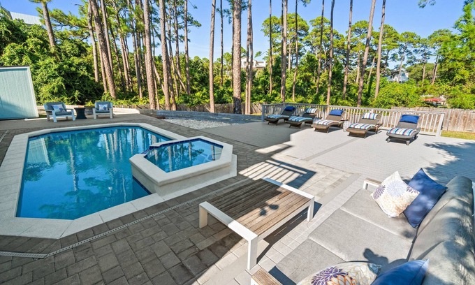 Dune Allen Beach House | π BEST VALUES 30A Private beach & Private Heated Pool, fenced yd, bikes, pets