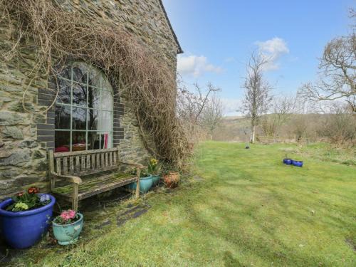Llangadfan House | Beudy Dolpebyll