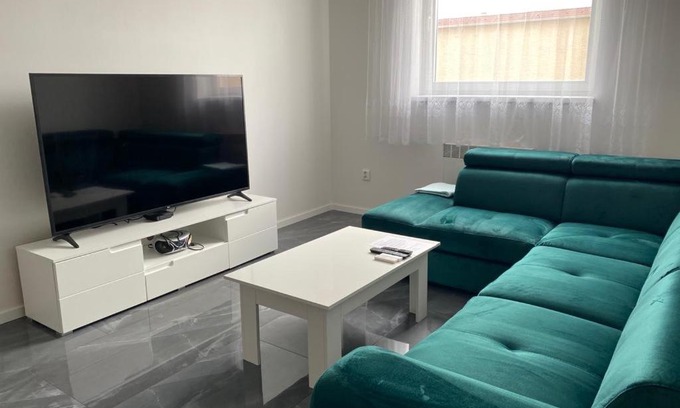 Piestany Apartment | Bezbariérový apartmán Lodenica - v tesnej blízkosti Adelli centra
