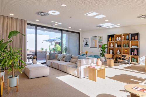 Ramalde Hotel | BFRESH Hotel - Padel, Pool & Fitness - Adults Only