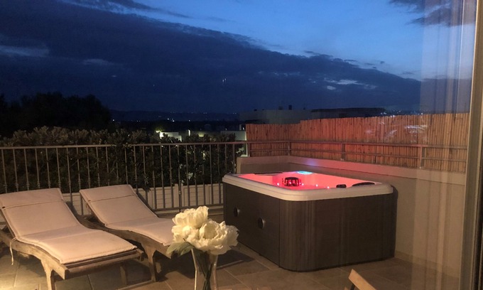 Torre Canne Apartment | "Bianca Dimora" Torre Canne a few steps from the sea