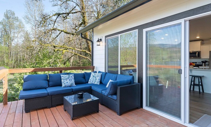 Big Lake House | Big Lake Retreat by Gather: New Lakefront Home w/Dock & Deck BBQ