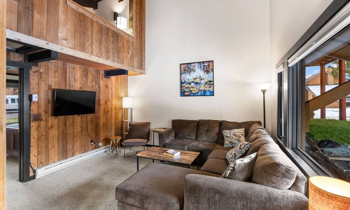 Big Sky Meadow Village Condo | Big Sky Meadow Retreat 1 Bedroom Plus Loft