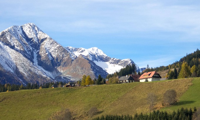 Krakauhintermuehlen House | big, spacey house in best location, secluded and sunny