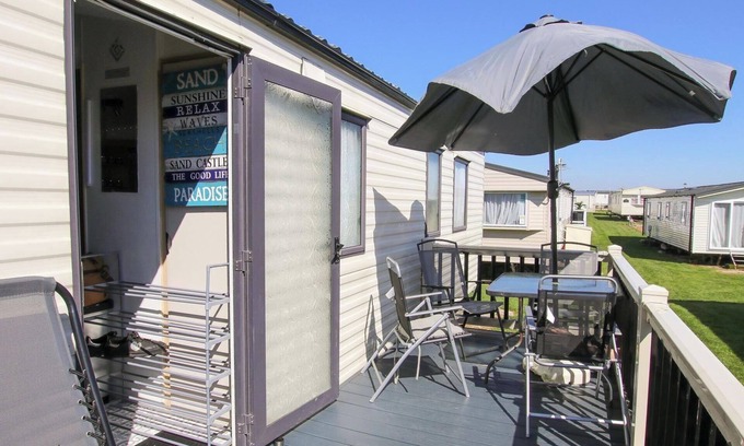 Dymchurch Cabin | Big2vacation2 Exclusive at new Beach Caravan Park