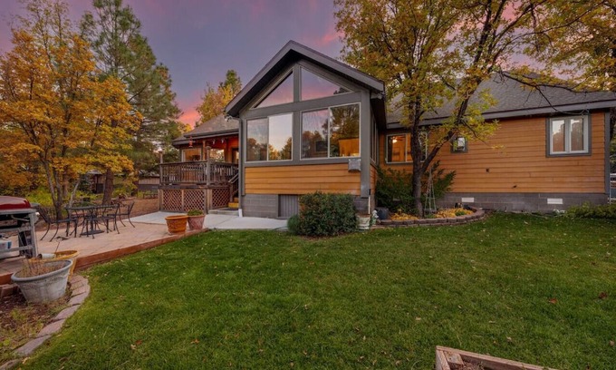 Pinetop-Lakeside Cabin | Billy Creek/3 BR & 2BA/Xmas Time/Fireplaces