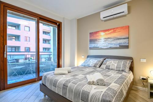 Seriate Apartment | Bilocale Chic, 10 min Aeroporto Milano-Bergamo, BOX AUTO e ARIA CONDIZIONATA