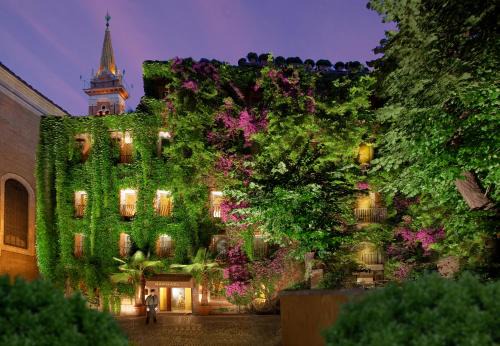 Rione V Ponte Hotel | Bio Hotel Raphael - Relais & Châteaux