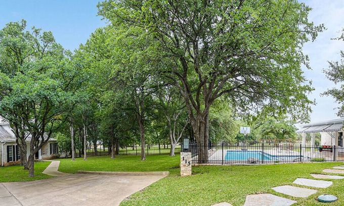 Horseshoe Bay West House | Blister Gold Hideaway | Swimming Pool | Concierge Services