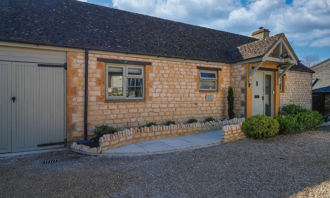 Kingham Cottage | Bloom Cottage - Cotswolds escape