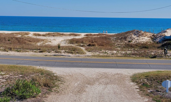 St. George Island House | Blue Wave 🌊 Beach Front View 🌞 Private Pool 🌴 Most Reviews on SGI